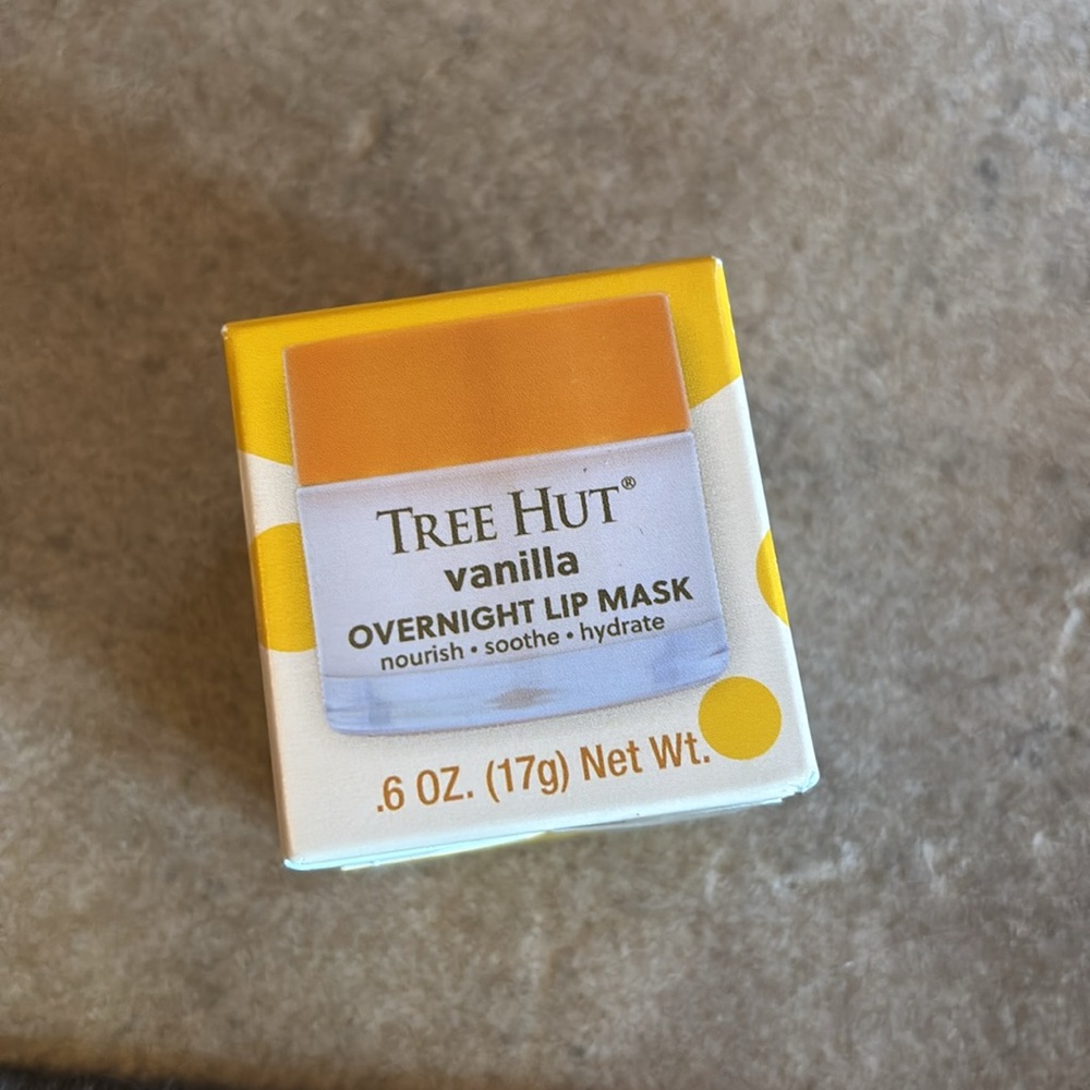 Tree Hut Bundle | Vanilla Overnight Lip Mask | Vanilla Sugar Lip Scrub | 2 Items - Picture 2 of 8